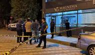 Manisa'da emlak ofisinde silahlı kavga: 1 ölü, 3 yaralı!