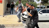 Şanlıurfa'da başhekim yardımcısı ve güvenlik görevlisine bıçaklı saldırıda bulunan zanlı tutuklandı
