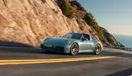 Porsche 911 4S 2026 sahneye çıkıyor: İşte fiyatı ve özellikleri...