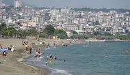 Valilikten kritik uyarı: Samsun’da denize girmeyin!