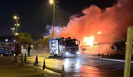 Kartal'da balıkçı barınağında yangın!