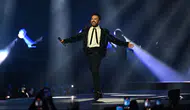 Tarkan İstanbul konser serisine başladı: 7 yıl sonra ilk sahne