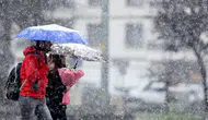 Meteoroloji'den yurt genelinde yağışlı hava alarmı: Kuvvetli kar yağışı ve rüzgar bekleniyor!