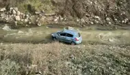 Bolu'da otomobil dereye uçtu: 3 kişi yaralandı