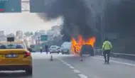 TEM Otoyolu’nda korkutan yangın: FSM Köprüsü girişinde araç alev alev yandı!