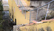 Batman'da 12 katlı binanın merdivenleri çöktü!