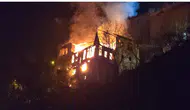 Safranbolu'da 200 yıllık tarih küle döndü: Dev konak alev alev yandı!