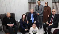 Cumhurbaşkanı Erdoğan ve Bahçeli'den depremzede aileye ziyaret