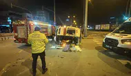 Mersin'de cip ve ambulans çarpıştı : 5 kişi yaralandı