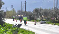 İzmir'de iki motosiklet çarpıştı : 1 ölü, 1 yaralı
