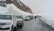 Şırnak-Hakkari kara yoluna çığ düştü, yol ulaşıma kapandı
