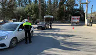 Adana'nın Kozan ilçesinde trafik denetimleri : 10 araç ve 4 motosiklet trafikten men