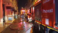 Bursa'da 3 katlı apartmanın çatı katında yangın çıktı