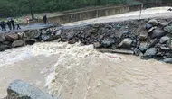 Çekmeköy Şile yolu trafiğe kapatıldı ! Dere taştı , ulaşım durdu