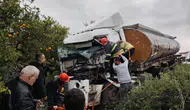 Hatay'da araçla çarpışan tanker narenciye bahçesine uçtu