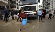 Gazze'de su krizi büyüyor : Halk, günlük ihtiyaçlarını karşılayamıyor