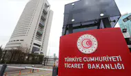 Ticaret Bakanlığı'ndan değişiklik : Emlak, kuyum ve oto galeri yetki belgelerinde yeni dönem