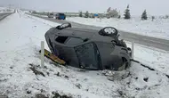 Yozgat'ta otomobil yan yattı : 4 kişi yaralandı