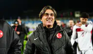 A Milli Futbol Takımı Teknik Direktörü Montella : İnanılmaz gururluyum