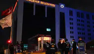Ataşehir Belediyesi'ne operasyon : Belediye Başkanı Onursal Adıgüzel dahil 18 kişi gözaltında