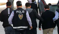 Bursa'da anahtarı üzerinde unutulan kargo aracını çalan 2 şüpheli yakalandı