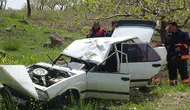 Kilis'te otomobil fıstık tarlasına girdi : 4 yaralı