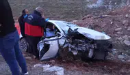 Van'da otomobil şarampole yuvarlandı : 2'si çocuk 5 yaralı