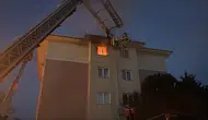 Edirne'de apartman dairesinde yangın : Vatandaşlar tahliye edildi