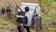 Siirt Baykan'da el freni çekilmeyen kamyonet uçuruma yuvarlandı