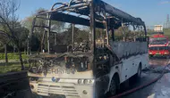 Bayrampaşa’da seyir halindeki minibüs alev alev yandı