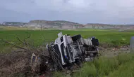 Ankara'da tır şarampole yuvarlandı : 1 kişi yaralandı