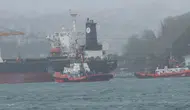 İstanbul Boğazı'nda arıza yapan kuru yük gemisi kurtarıldı