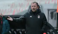 Beşiktaş'ta teknik direktör değişikliği gündemde : Sergen Yalçın için ayrılık iddiası
