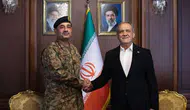 Pakistan Genelkurmay Başkanı Munir, İran Cumhurbaşkanı Pezeşkiyan ile görüştü