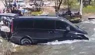 Konya'da freni boşalan minibüs çaya girdi