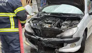 Kastamonu'da seyir halindeki otomobil alev alev yandı