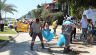 Alanya'da 1 Mayıs kutlamaları sürerken işçiler ise mesaiye devam etti
