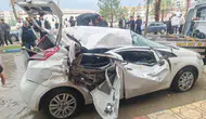 Şanlıurfa'da güneş enerjisi paneli otomobilin üzerine düştü : 1 kişi yaşamını yitirdi