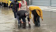 Tokat'ın Zile ilçesini sağanak vurdu : Cadde ve sokaklar göle döndü