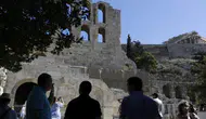 Jean-Claude Juncker’den şok iddia : Yunanistan’ın borçları için Akropolis’in satılması istendi
