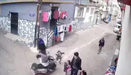 Gaziantep'te motosikletli çocuk dehşeti : Küçük kıza çarpıp böyle kaçtı