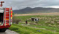 Van'da kamyonet şarampole yuvarlandı : 2 kişi yaralandı