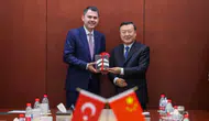 Bakan Kurum,  Konut ve Kentsel-Kırsal Kalkınma Bakanı Ni ile bir araya geldi