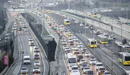 İstanbul'da kent genelinde trafik yoğunluğu yüzde 85