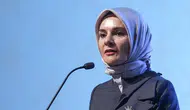 Bakan Göktaş, 'Kahramanlarımızın Anne ve Eşleriyle Anneler Günü Programı'nda