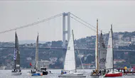 İstanbul'da yelken yarışları : Boğaz gemi trafiğine kapatıldı