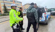 Bolu’da ehliyeti iptal edilen sürücü yaşlı kadına çarptı : 200 bin TL ceza kesildi