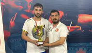 Bayburtlu Toprak Salman Türkiye Boks şampiyonu oldu