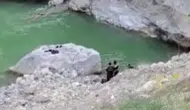 Kahramanmaraş'ta nehirde kaybolan balıkçıyı arama çalışmaları sürüyor