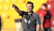 Galatasaray'da Okan Buruk'tan dikkat çeken Renato Nhaga kararı!